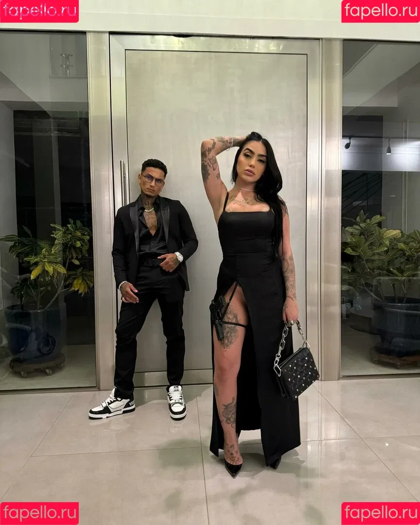 MC Mirella Onlyfans Photo Gallery 