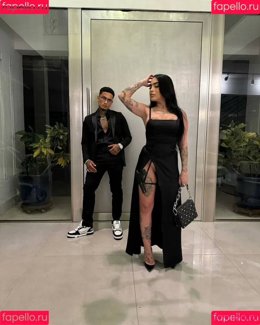 MC Mirella Onlyfans Photo Gallery 