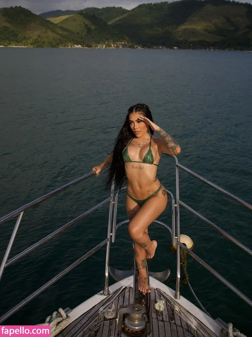 MC Mirella Onlyfans Photo Gallery 