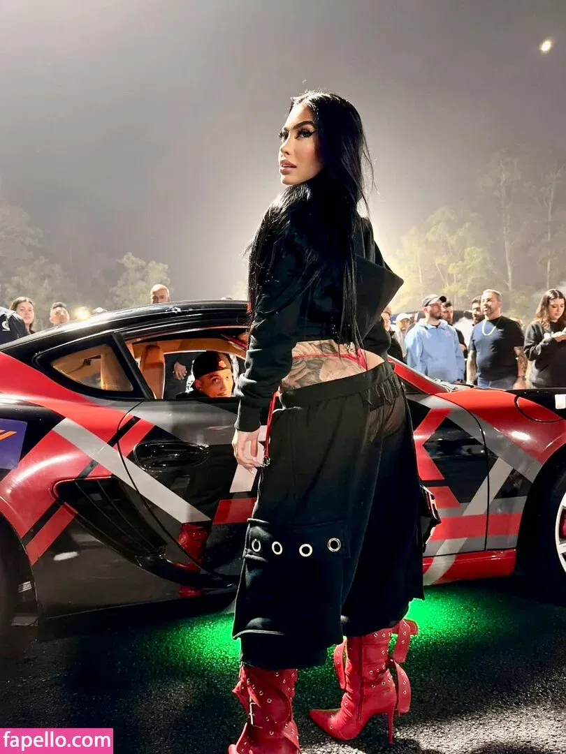 MC Mirella Onlyfans Photo Gallery 