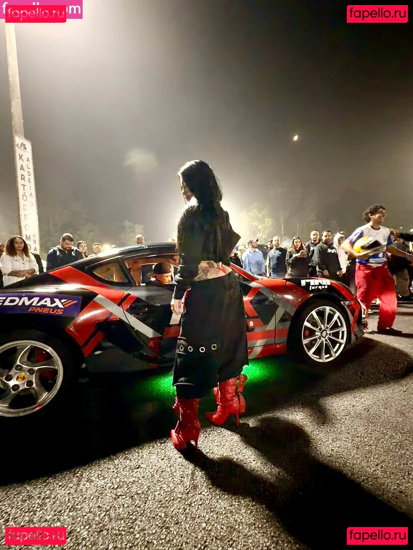 MC Mirella Onlyfans Photo Gallery 