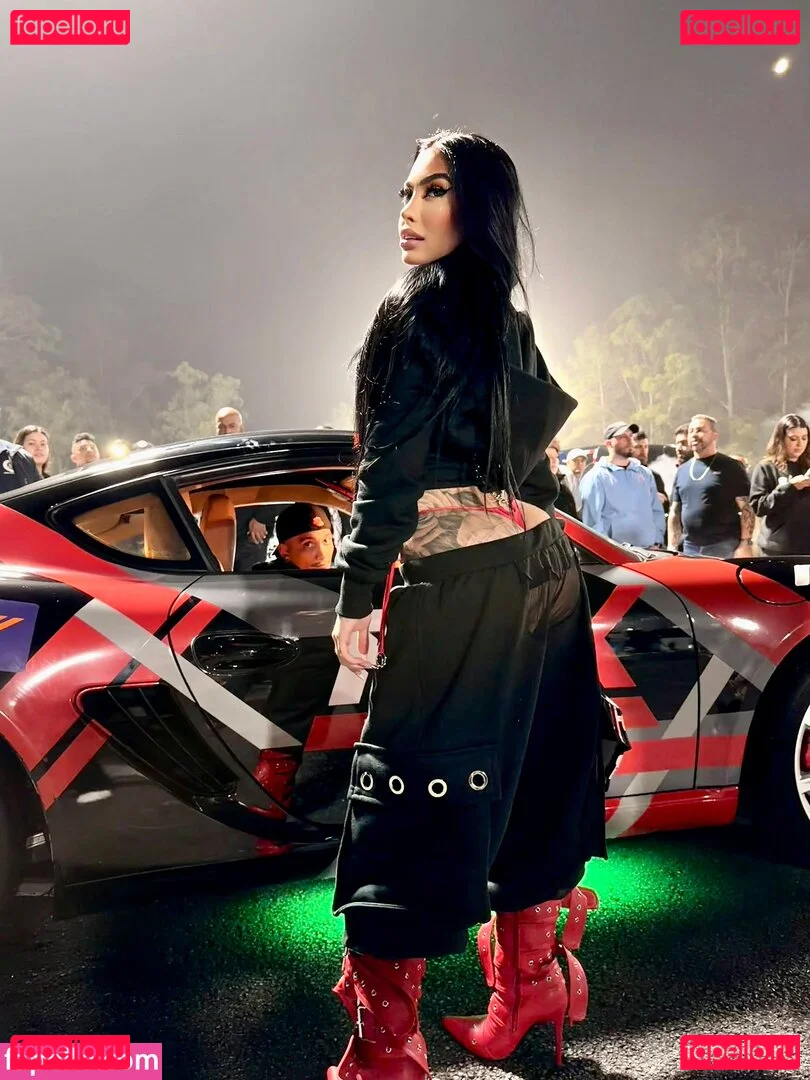 MC Mirella Onlyfans Photo Gallery 