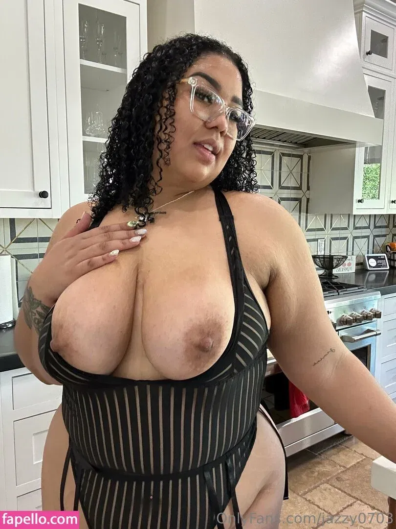 jazzy0703 Onlyfans Photo Gallery 