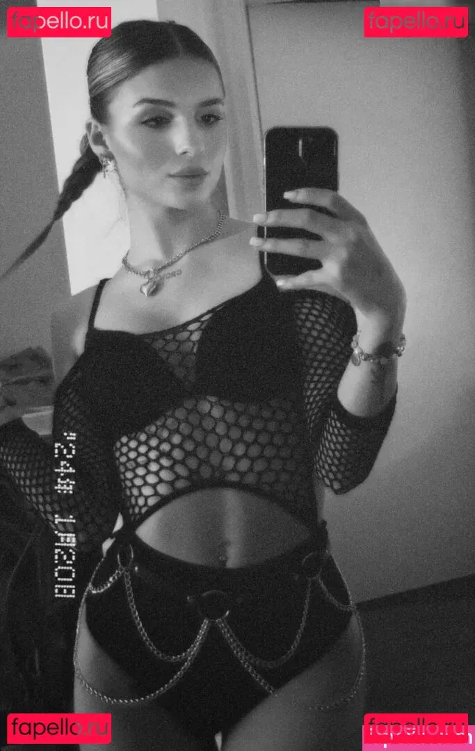 Jasmin Endres Onlyfans Photo Gallery 