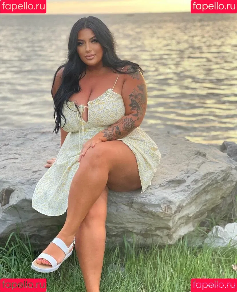 Ashley Bova Onlyfans Photo Gallery 
