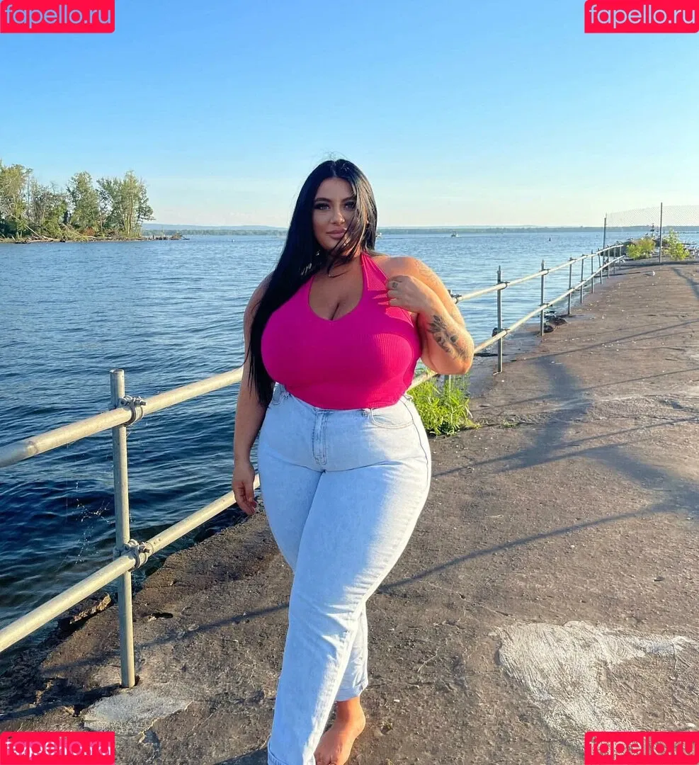 Ashley Bova Onlyfans Photo Gallery 