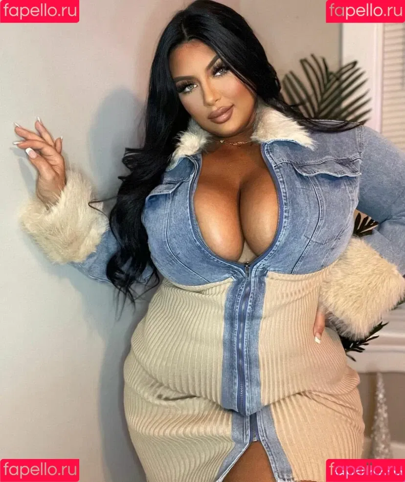 Ashley Bova Onlyfans Photo Gallery 