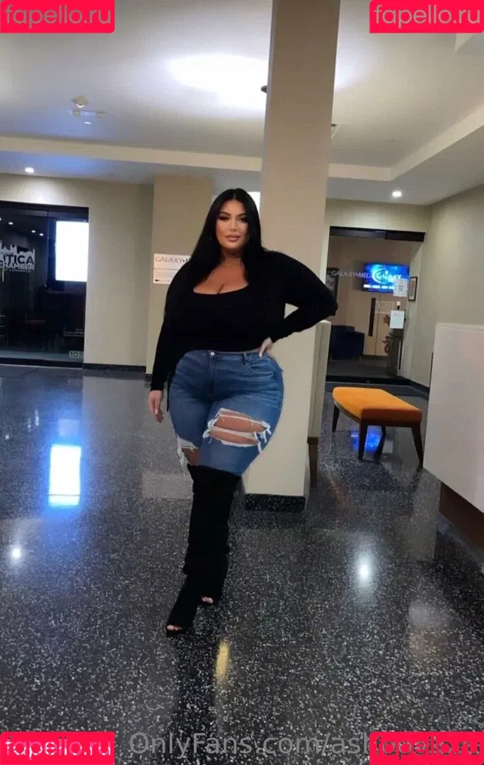 Ashley Bova Onlyfans Photo Gallery 
