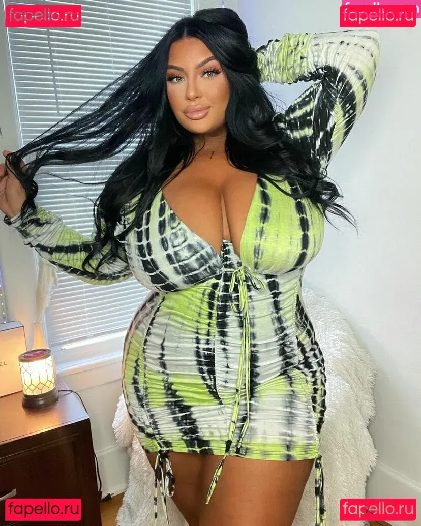 Ashley Bova Onlyfans Photo Gallery 