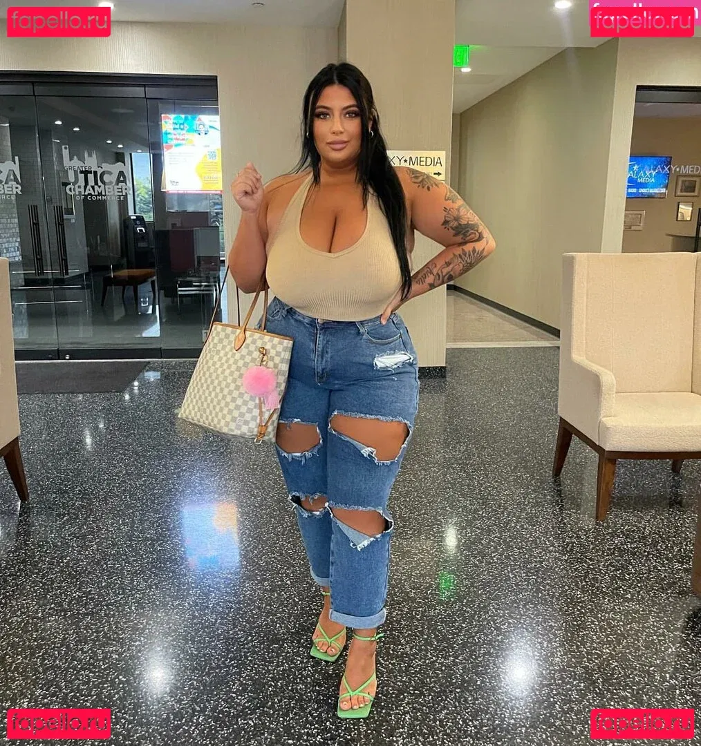 Ashley Bova Onlyfans Photo Gallery 