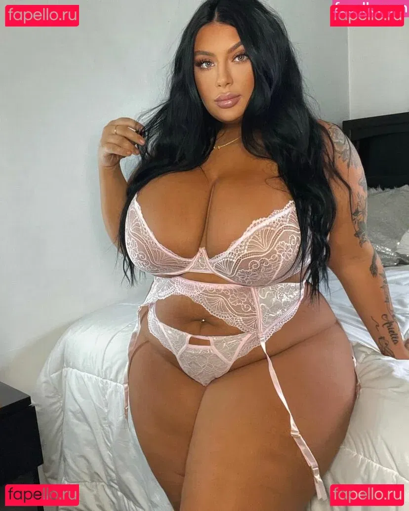 Ashley Bova Onlyfans Photo Gallery 