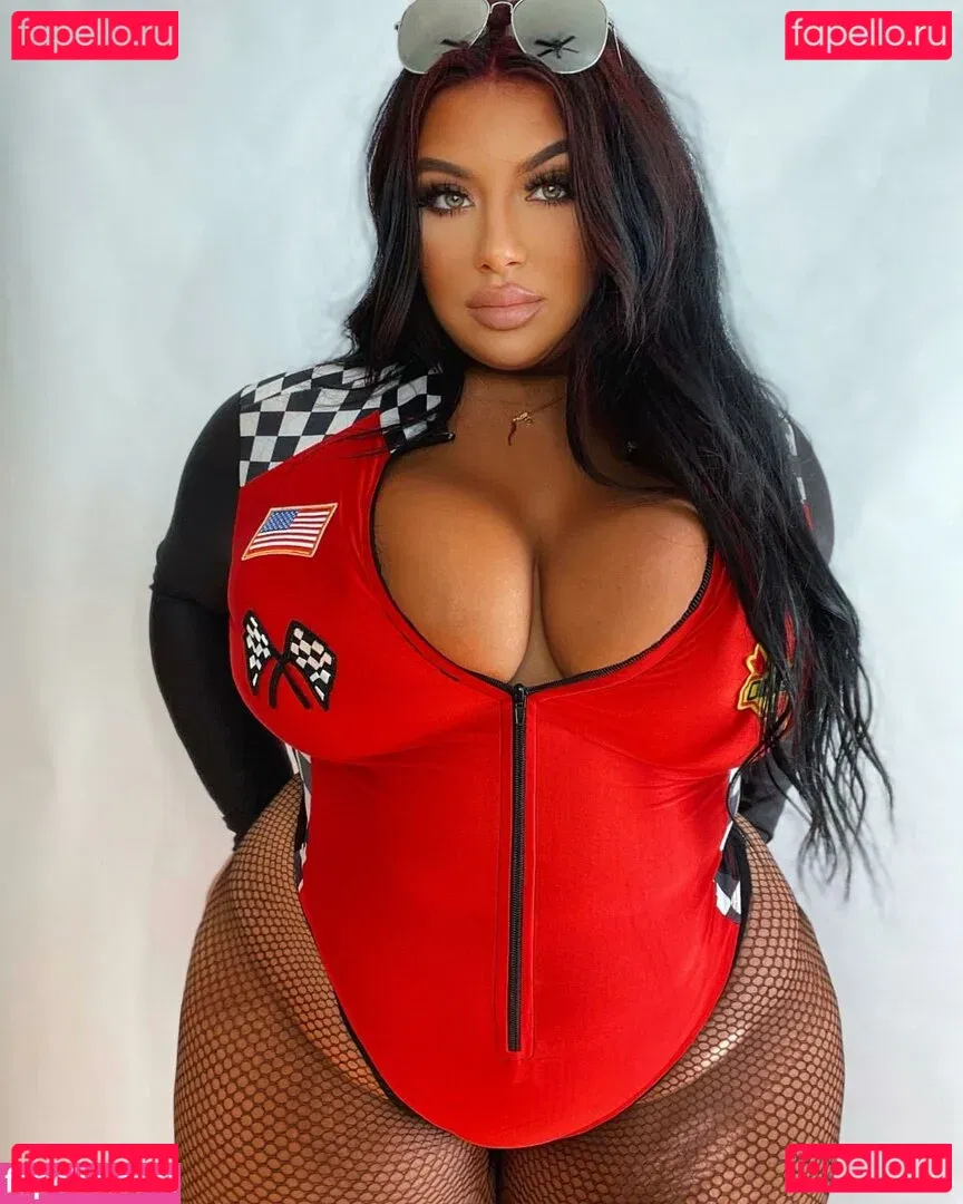 Ashley Bova Onlyfans Photo Gallery 