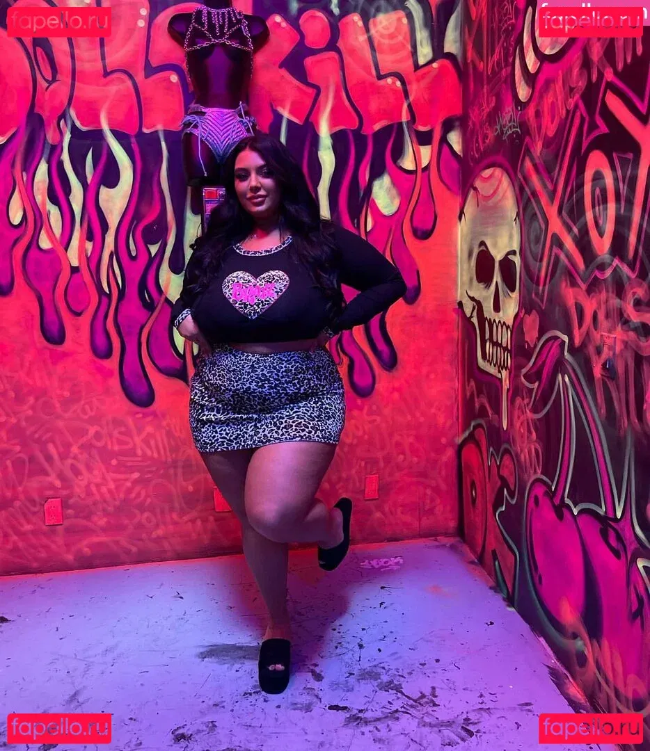 Ashley Bova Onlyfans Photo Gallery 