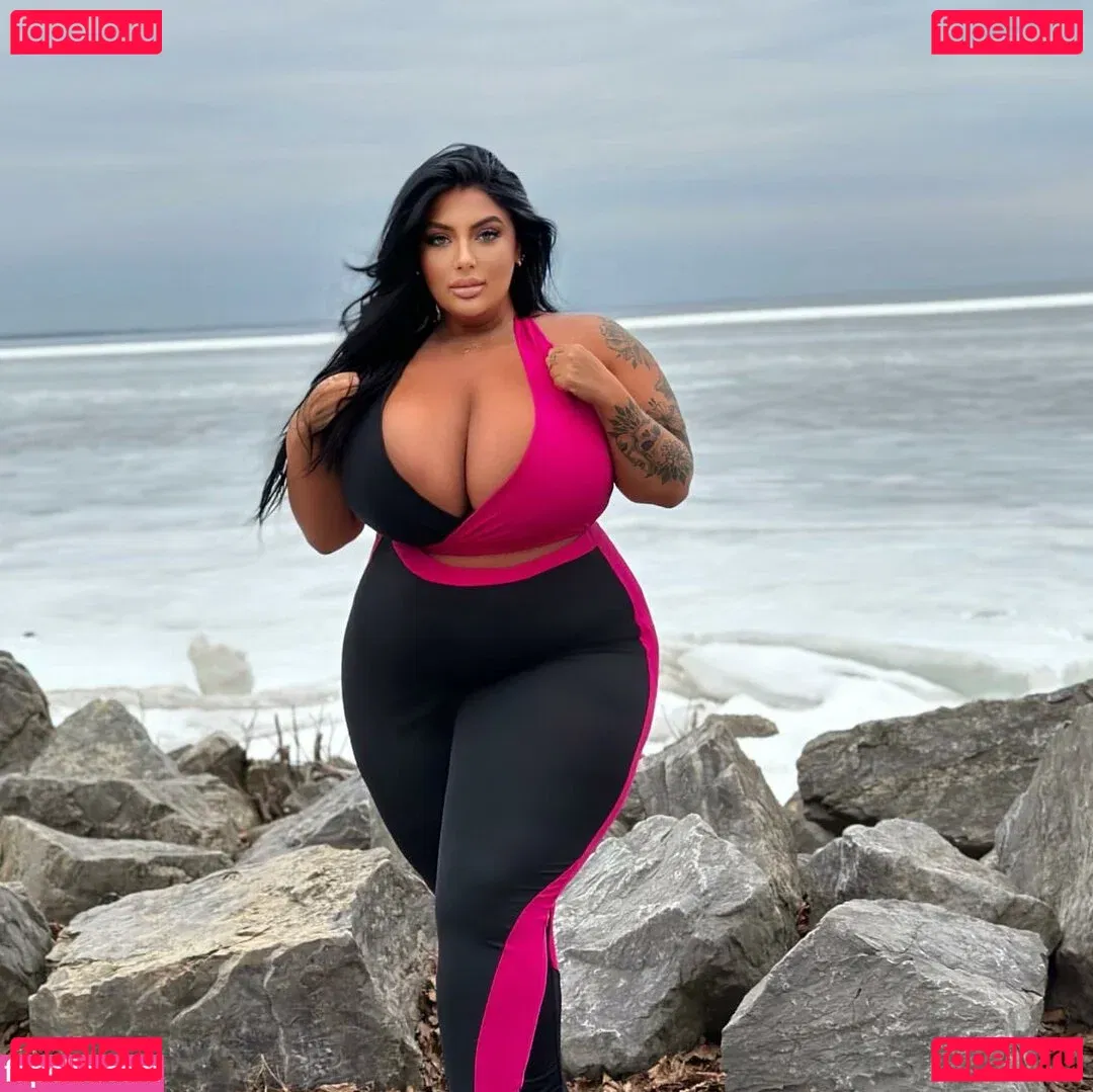 Ashley Bova Onlyfans Photo Gallery 