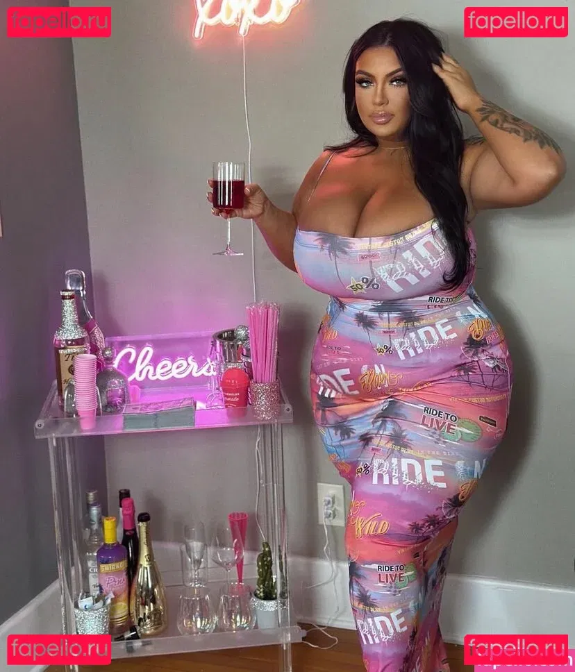 Ashley Bova Onlyfans Photo Gallery 