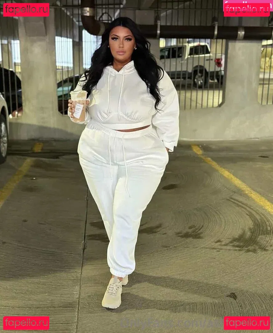 Ashley Bova Onlyfans Photo Gallery 