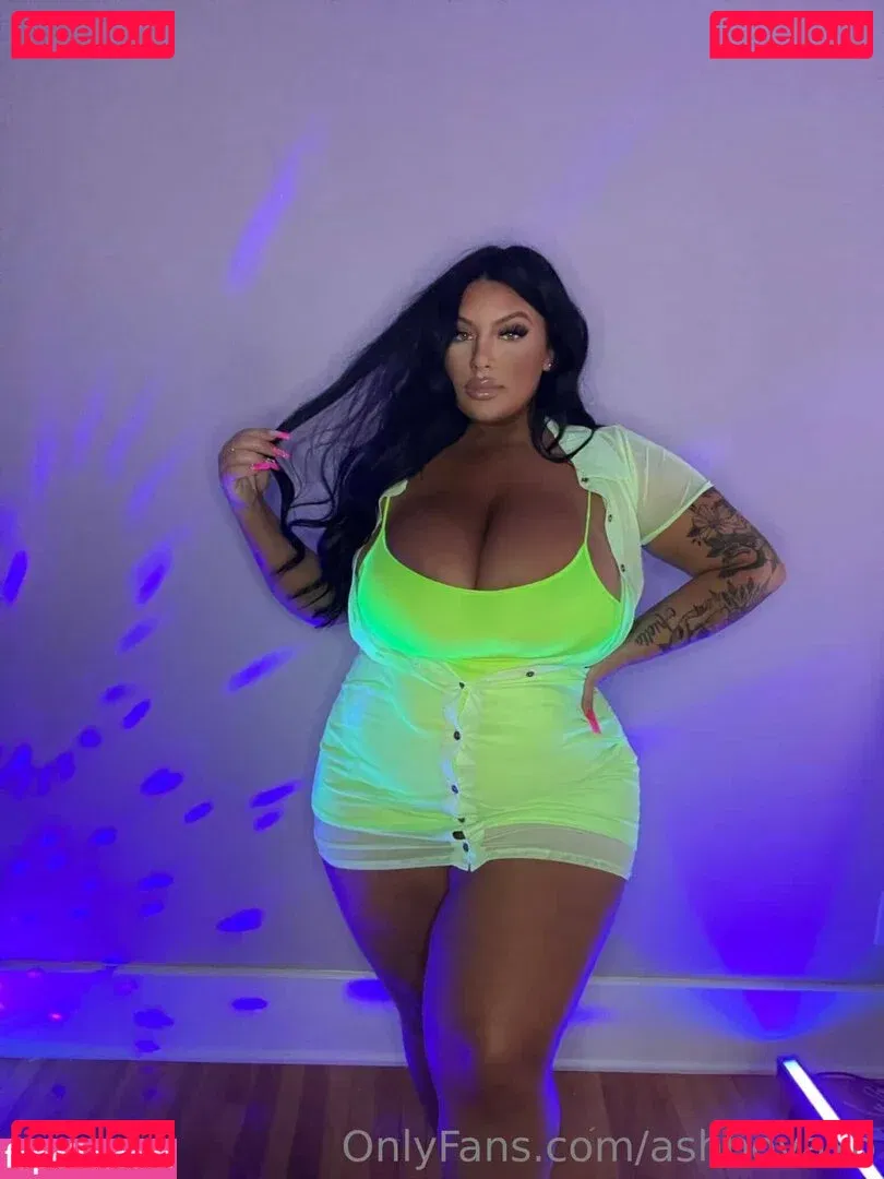 Ashley Bova Onlyfans Photo Gallery 