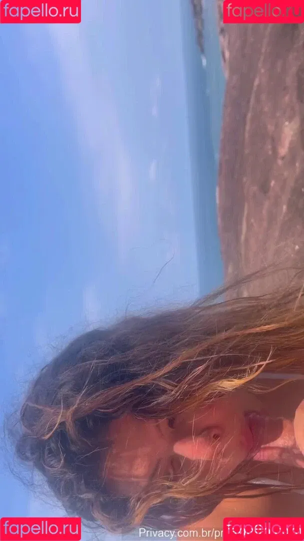 Alice Lins Onlyfans Photo Gallery 