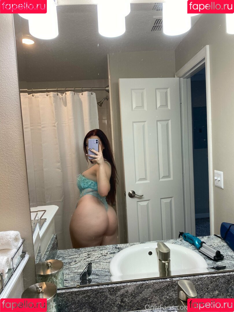 porcelainpeachx Onlyfans Photo Gallery 