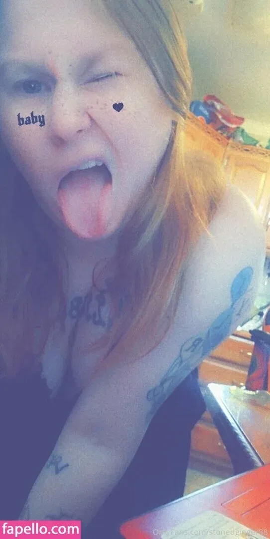 stonedginger88 Onlyfans Photo Gallery 