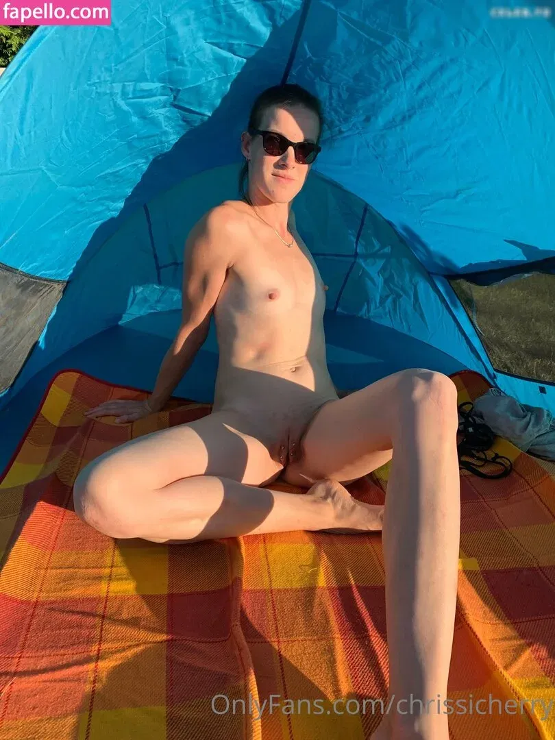 Chrissi.s2002 Onlyfans Photo Gallery 