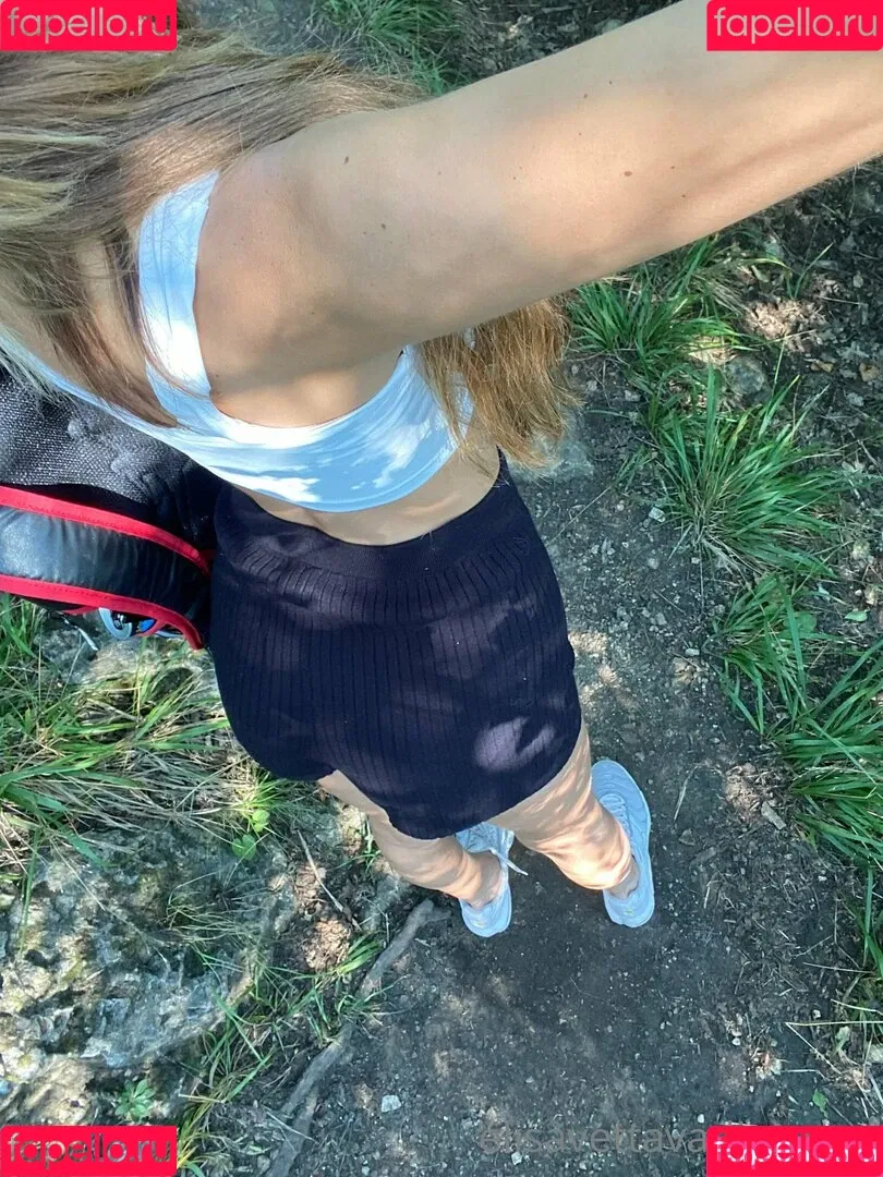 yourelisen Onlyfans Photo Gallery 