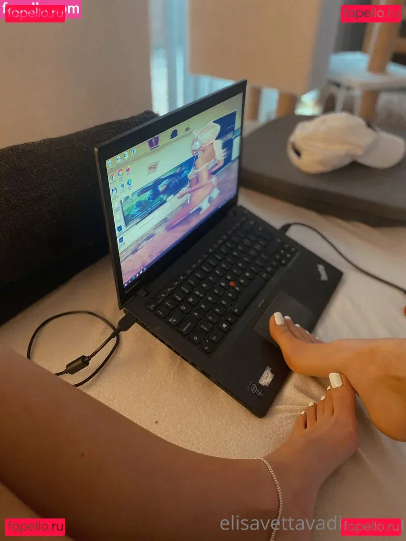 yourelisen Onlyfans Photo Gallery 