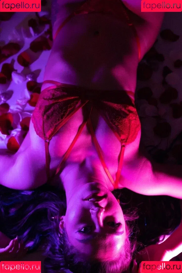 Skye Blue Onlyfans Photo Gallery 