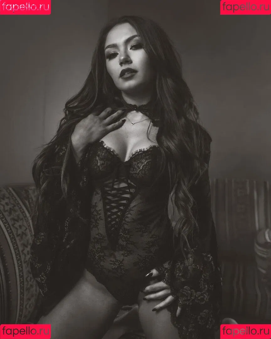 Skye Blue Onlyfans Photo Gallery 