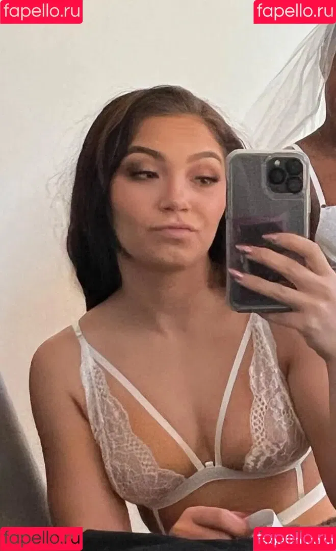 Skye Blue Onlyfans Photo Gallery 