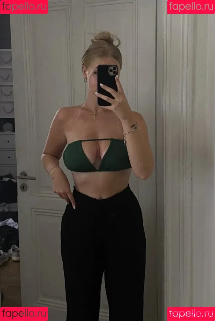 Melaniethrr Onlyfans Photo Gallery 