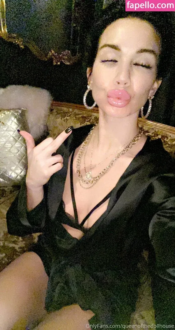 queenofthedollhouse Onlyfans Photo Gallery 