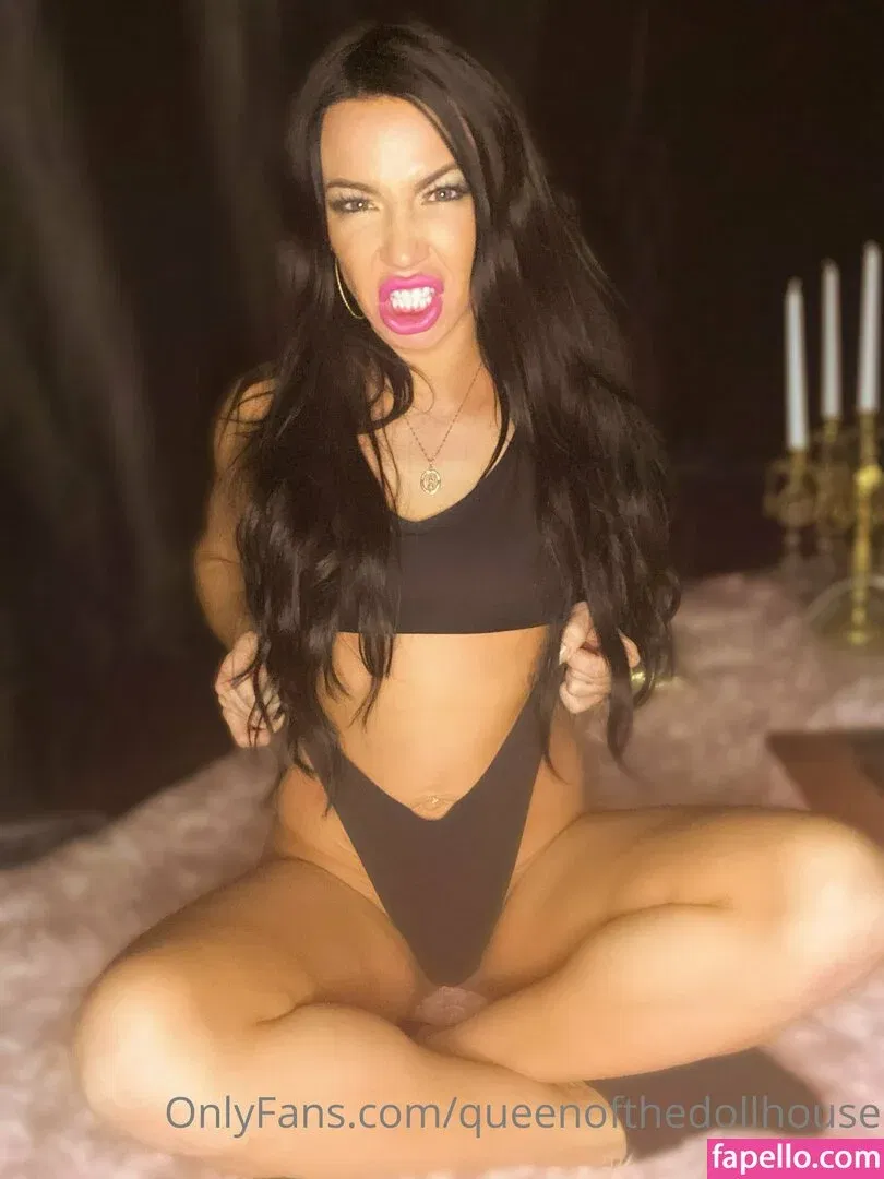 queenofthedollhouse Onlyfans Photo Gallery 