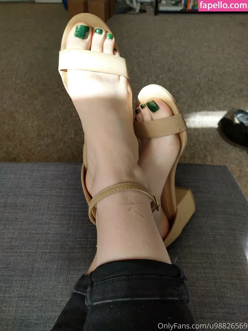 u98826569 Onlyfans Photo Gallery 