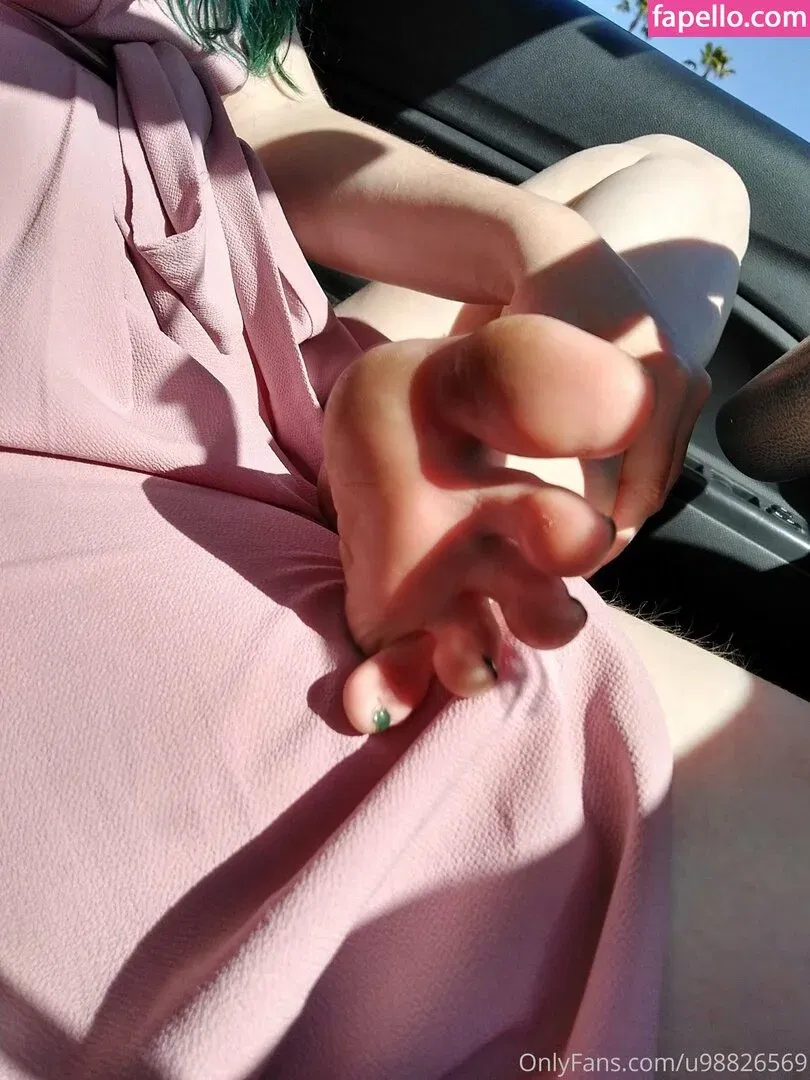 u98826569 Onlyfans Photo Gallery 