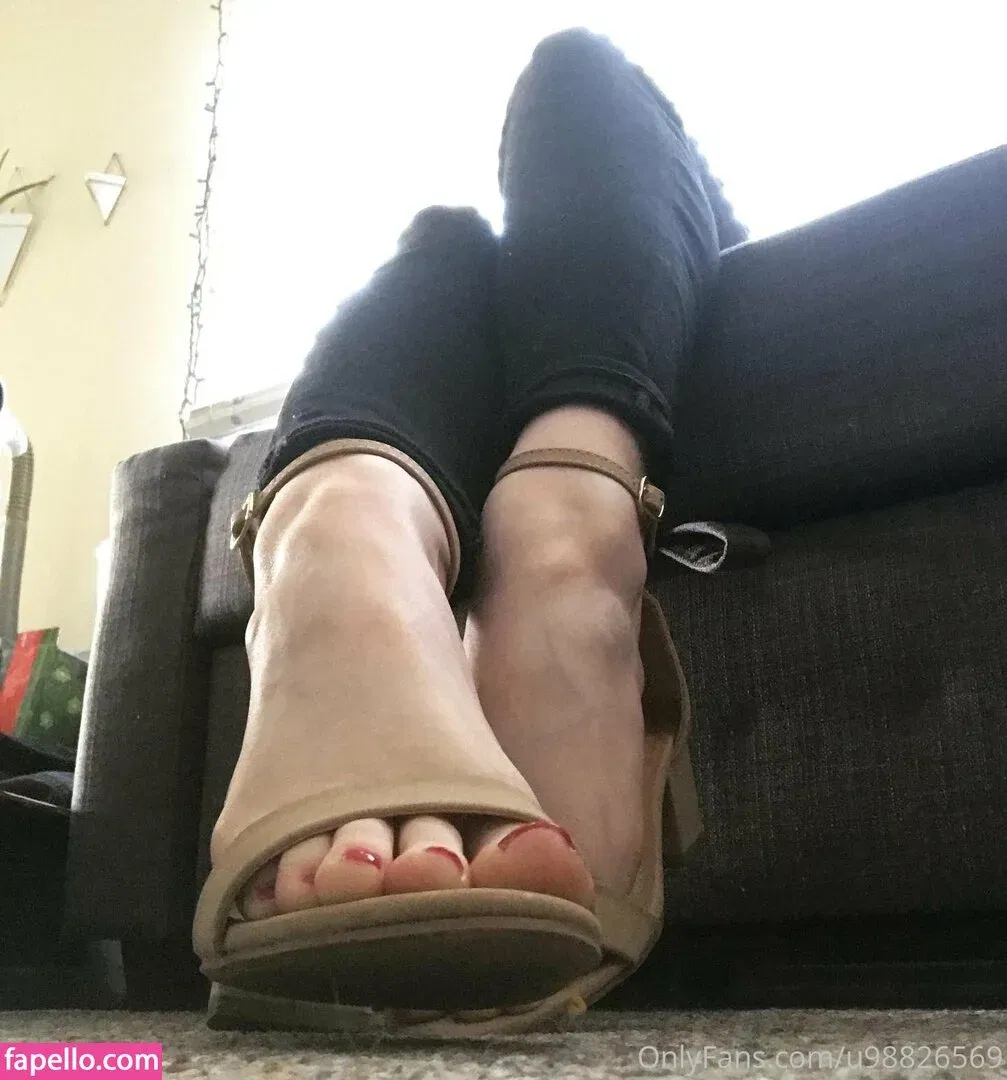 u98826569 Onlyfans Photo Gallery 