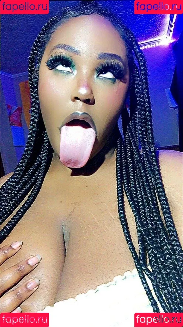 shyzsin Onlyfans Photo Gallery 