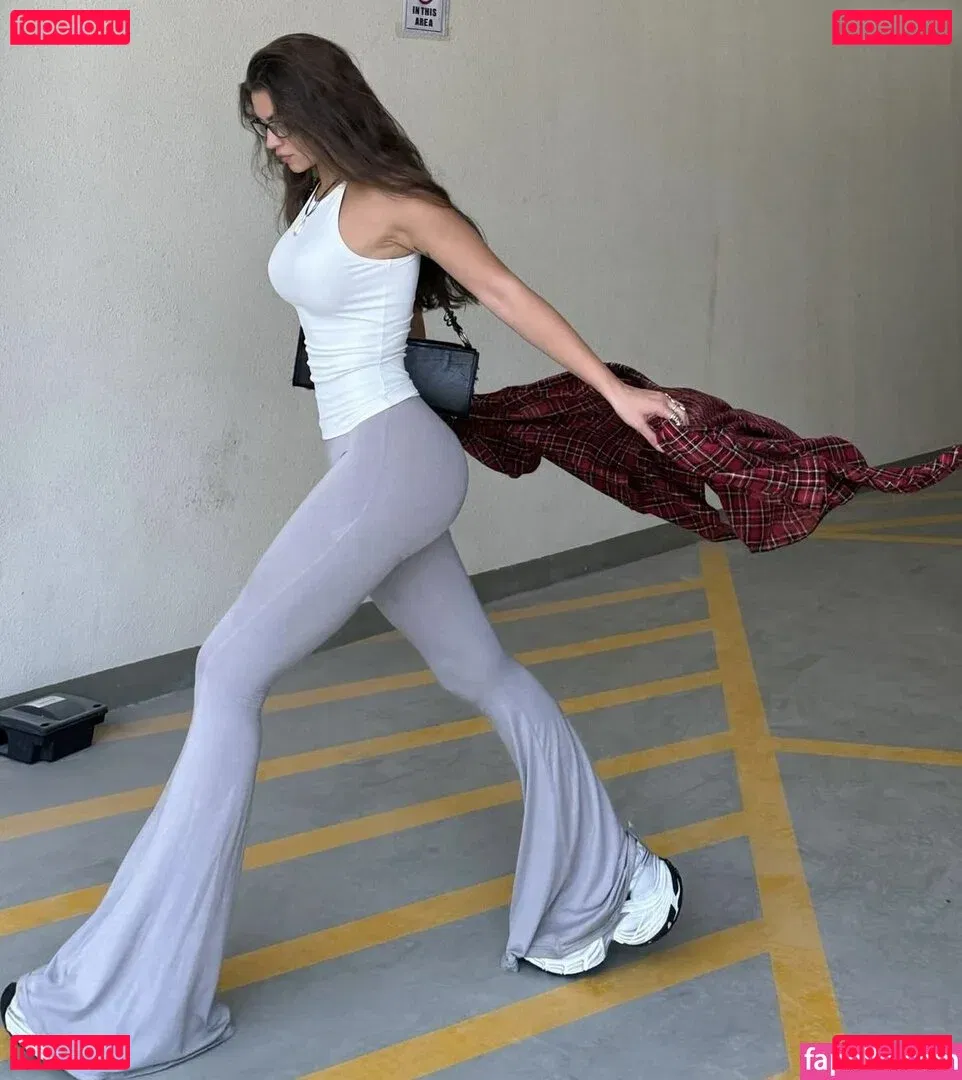 valeriya_bearwolf Onlyfans Photo Gallery 