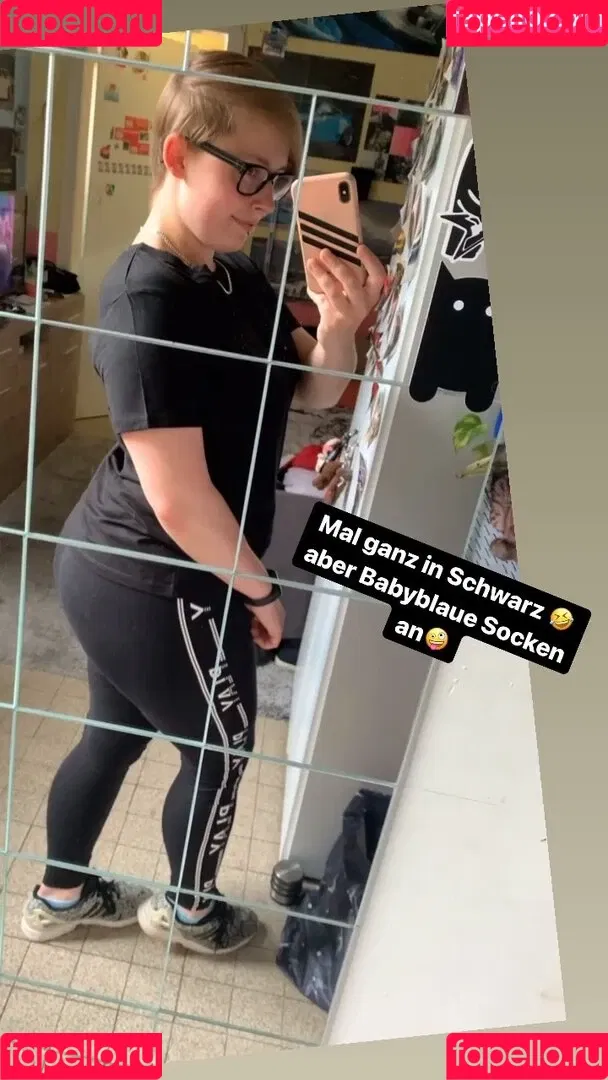 lauradenise98 Onlyfans Photo Gallery 