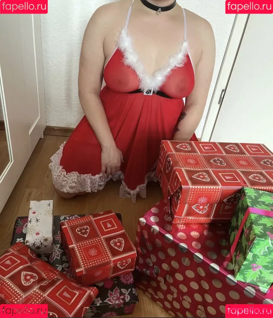 lauradenise98 Onlyfans Photo Gallery 