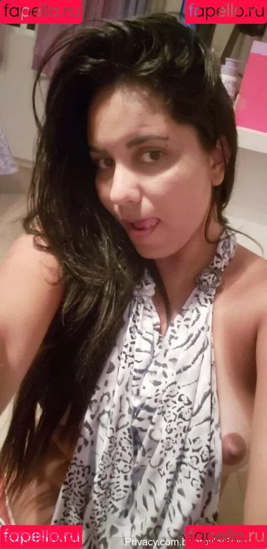 Ana Paula Carvalho Onlyfans Photo Gallery 