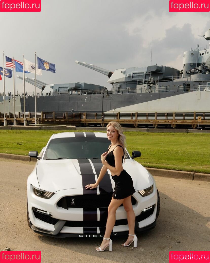 urebabe Onlyfans Photo Gallery 