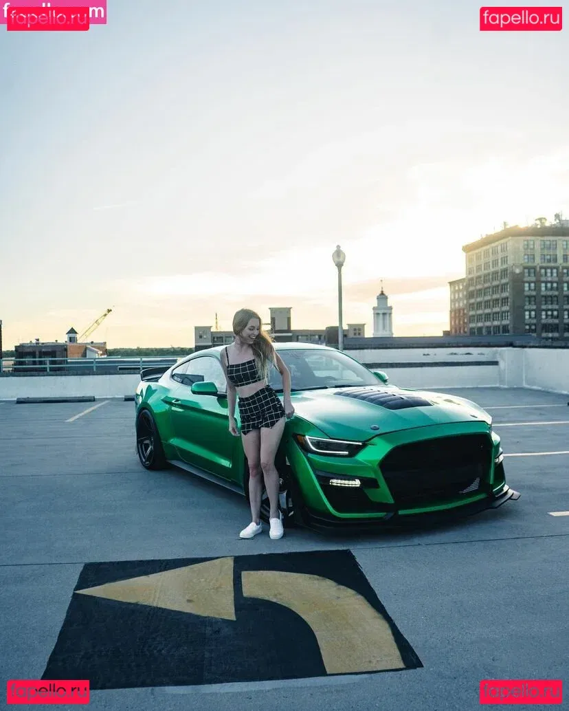 urebabe Onlyfans Photo Gallery 