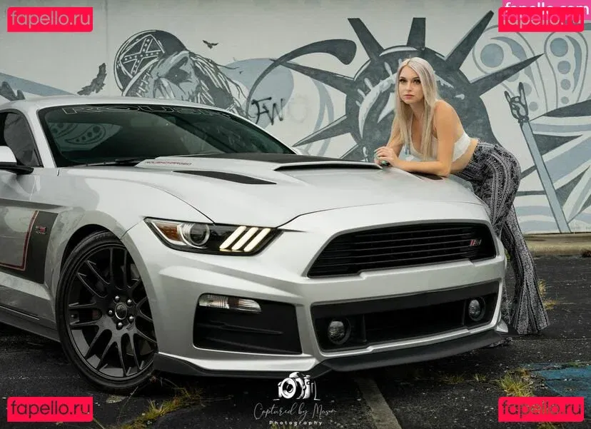 urebabe Onlyfans Photo Gallery 