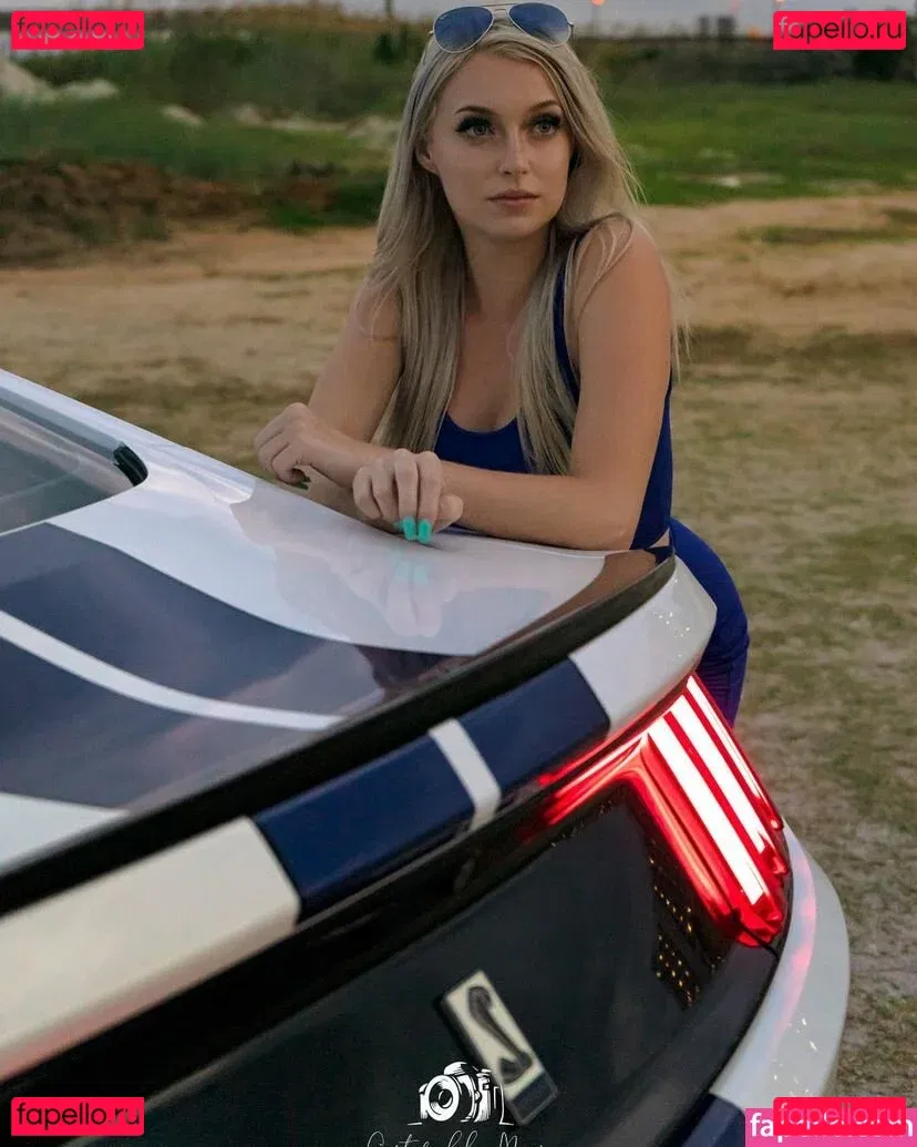 urebabe Onlyfans Photo Gallery 