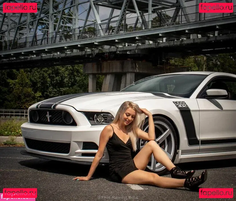 urebabe Onlyfans Photo Gallery 