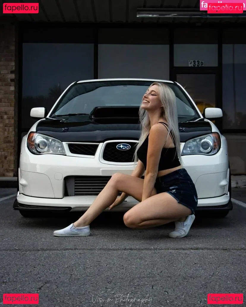 urebabe Onlyfans Photo Gallery 