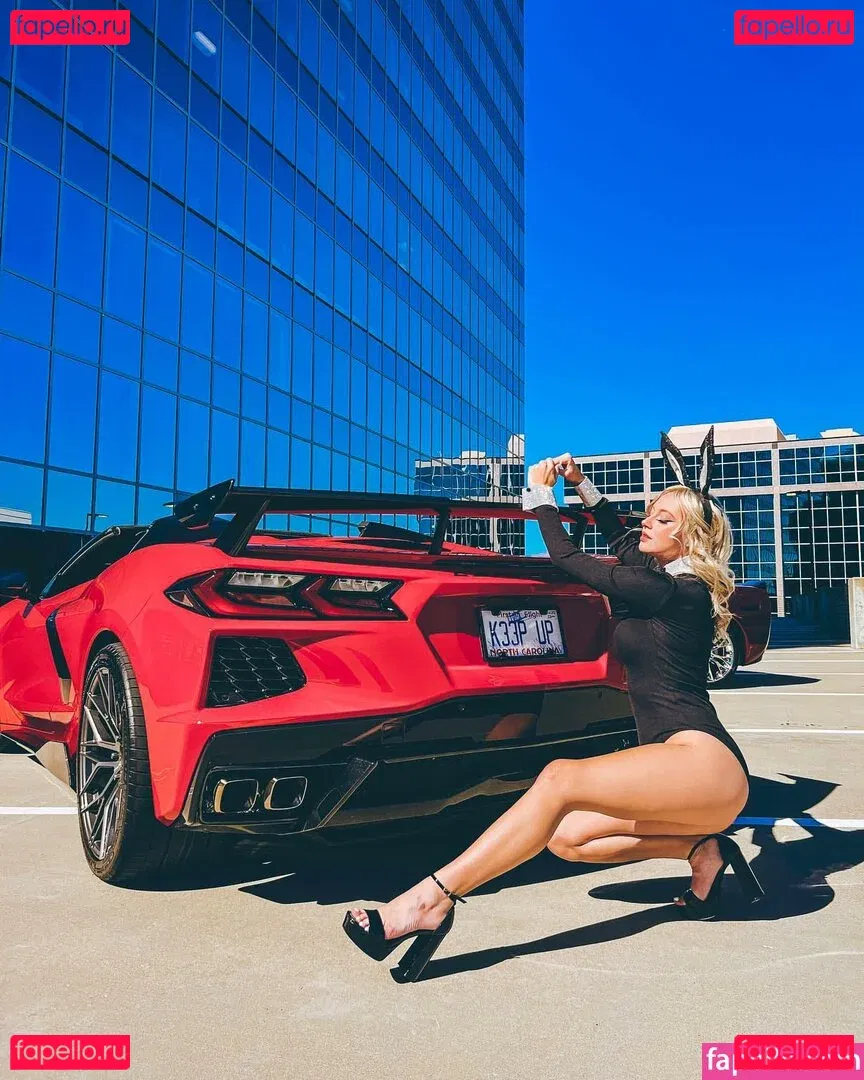 urebabe Onlyfans Photo Gallery 