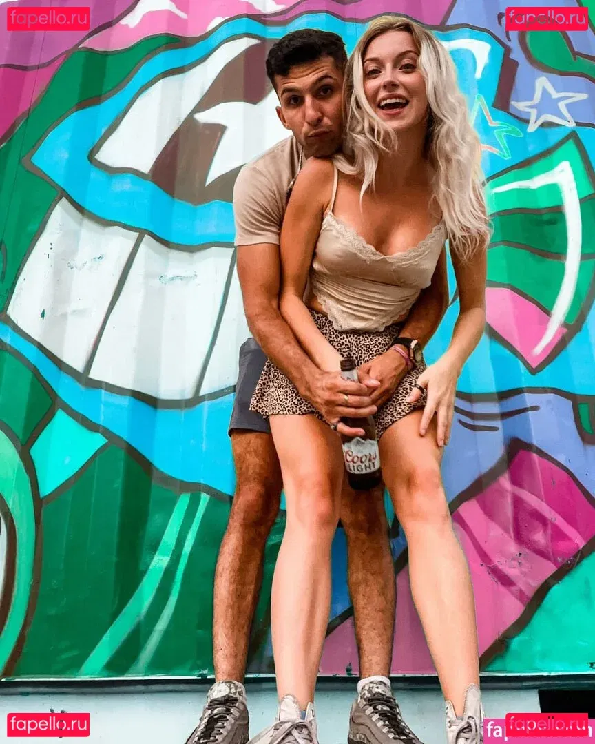 urebabe Onlyfans Photo Gallery 