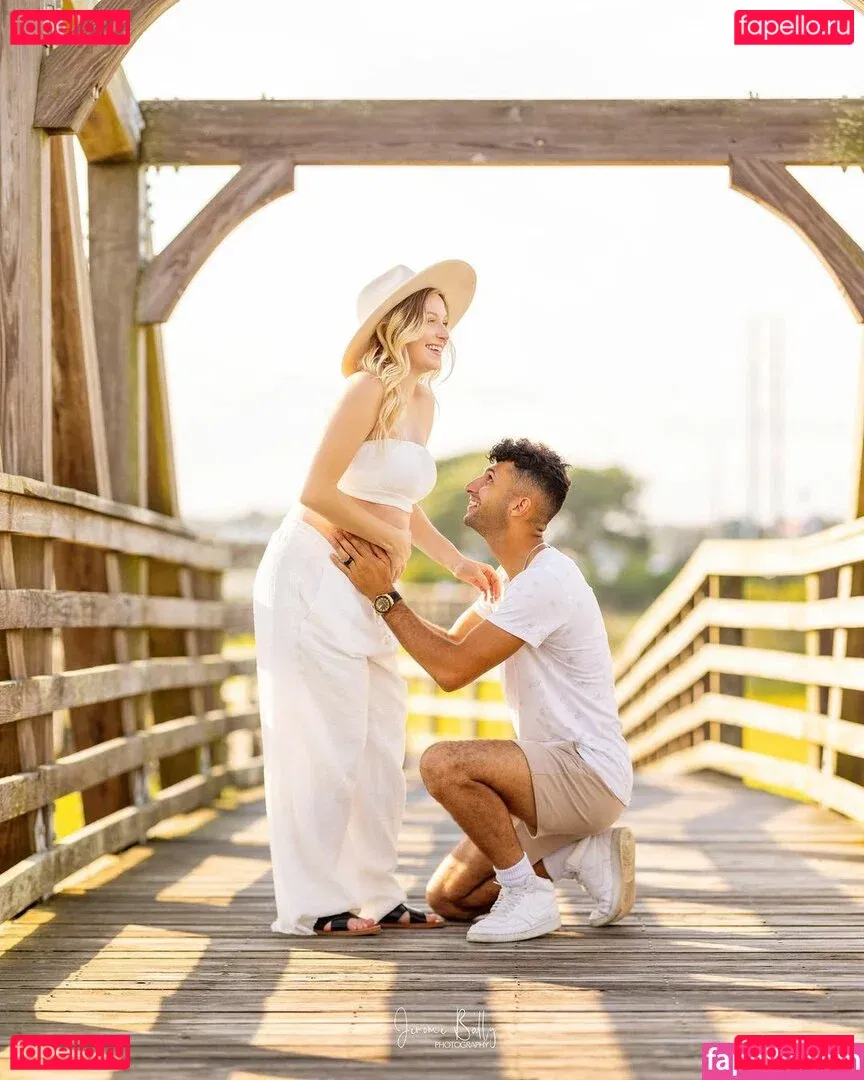 urebabe Onlyfans Photo Gallery 